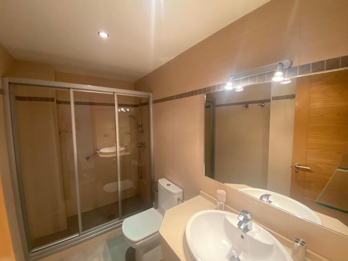 Albamar Frontline Beach Apartment 3 Bedrooms Fuengirola Exteriör bild