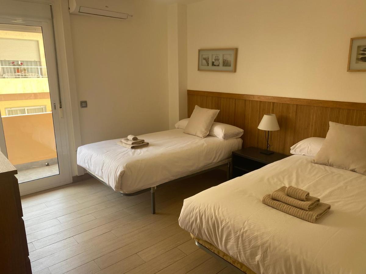 Albamar Frontline Beach Apartment 3 Bedrooms Fuengirola Exteriör bild